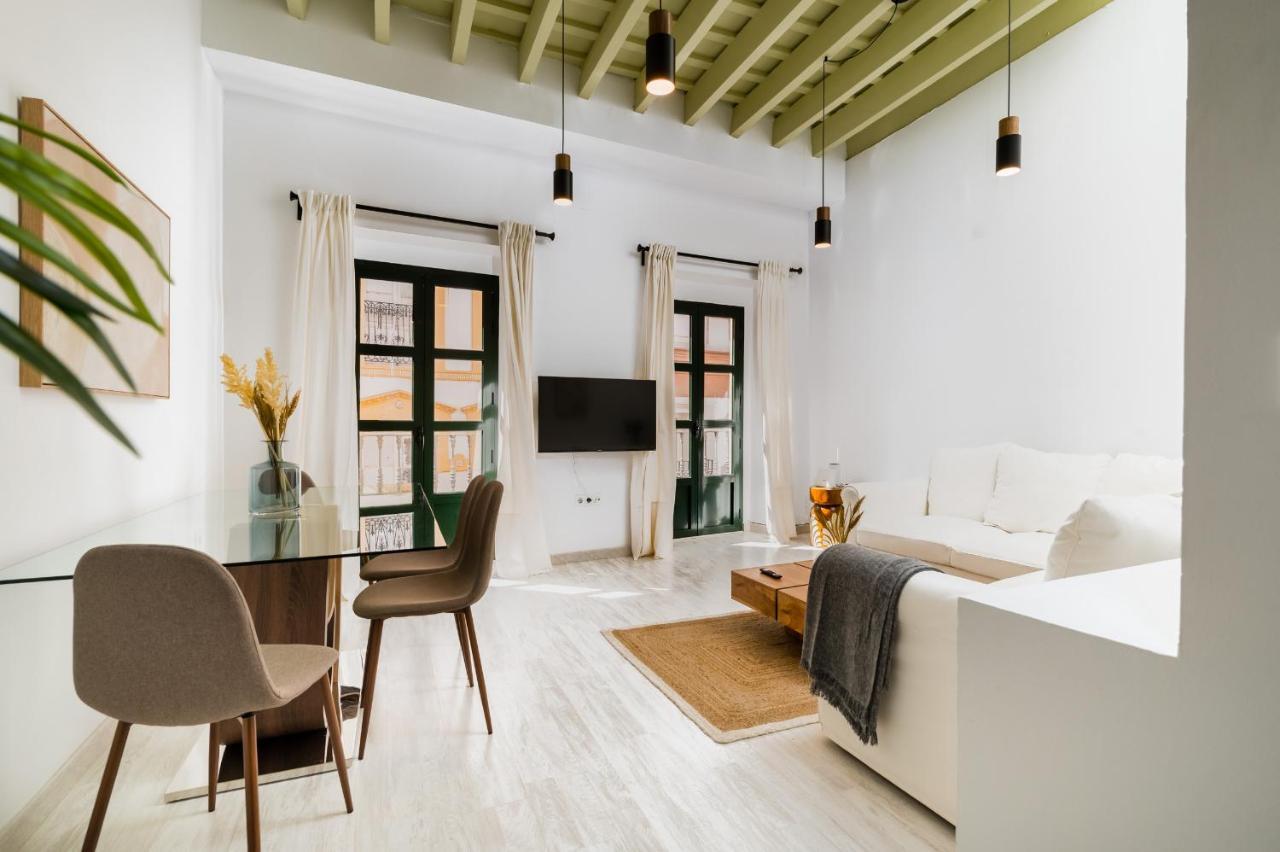 Duplex With Terrace- 2bd 2bth- Arenal Appartamento Siviglia