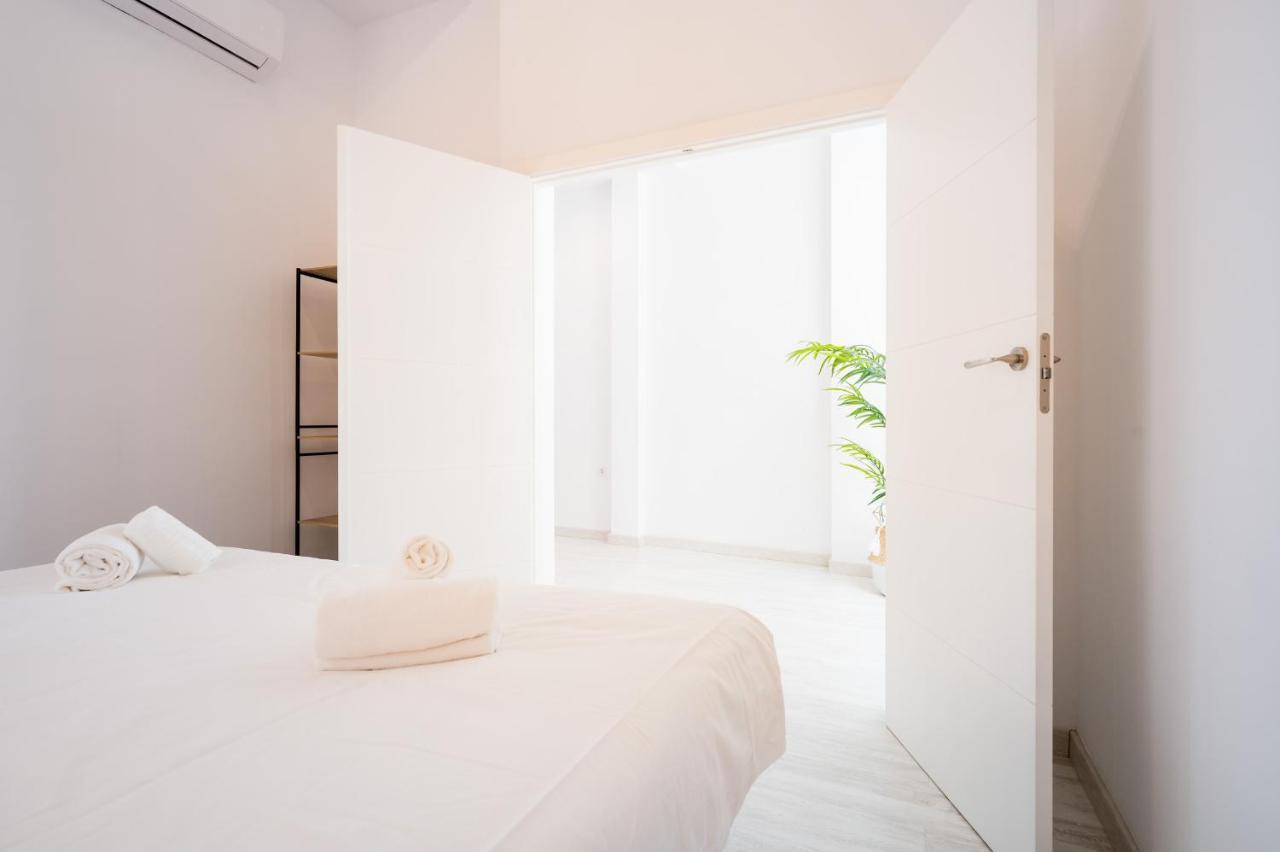 Apartment Duplex With Terrace- 2bd 2bth- Arenal Sevilla
